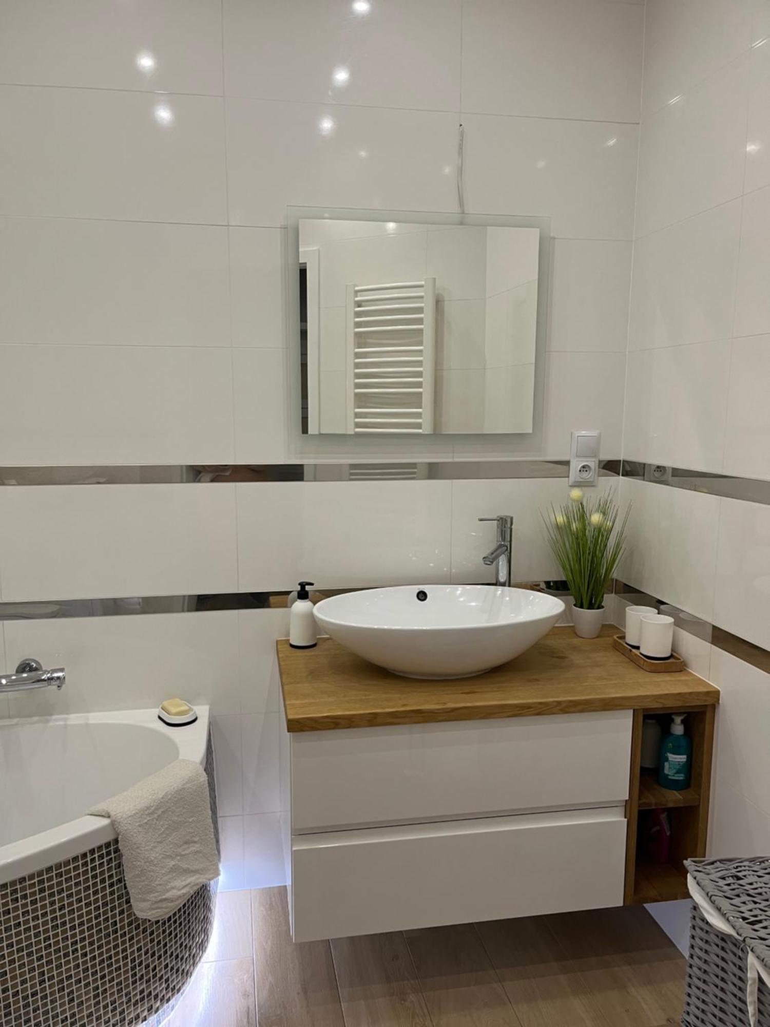 Nowoczesny Apartament Z Przestronna Lazienka Appartement Stalowa Wola Buitenkant foto